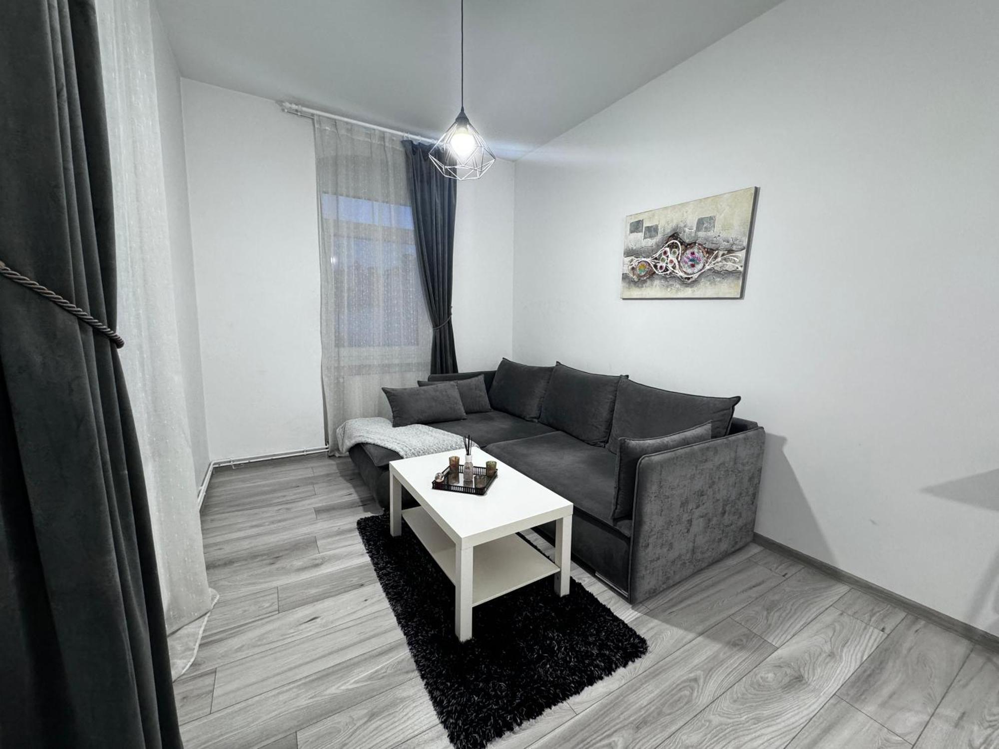 Apart City Center Braşov Buitenkant foto